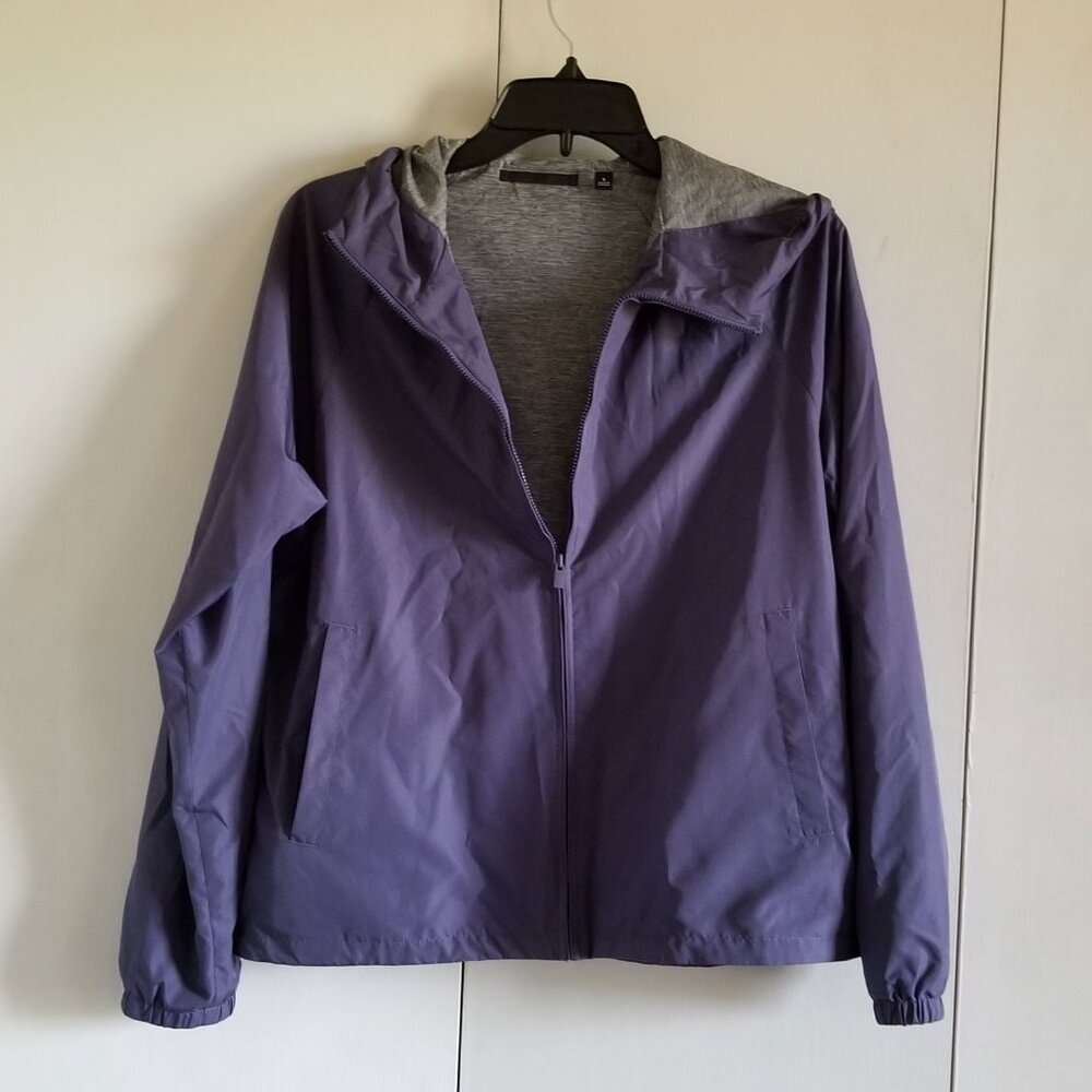 Uniqlo Hooded Windbreaker Jacket with Pockets